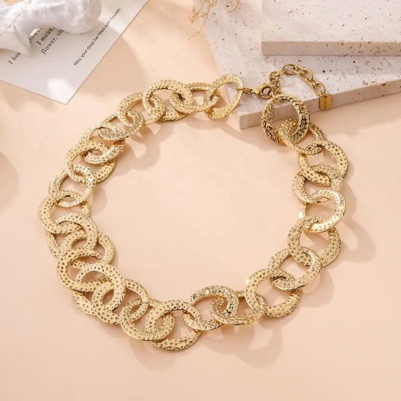 COLLIER MILA