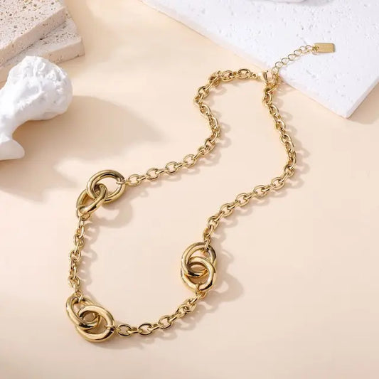 Collier SINA